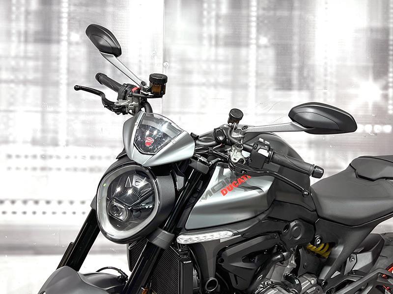 Ducati Monster 937 +