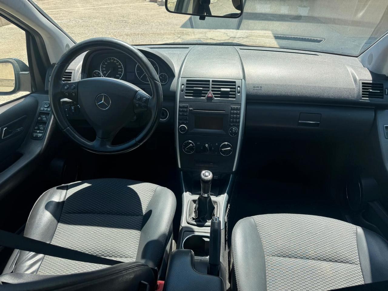 Mercedes-benz A 150 A 150 BlueEFFICIENCY Coupé Avantgarde