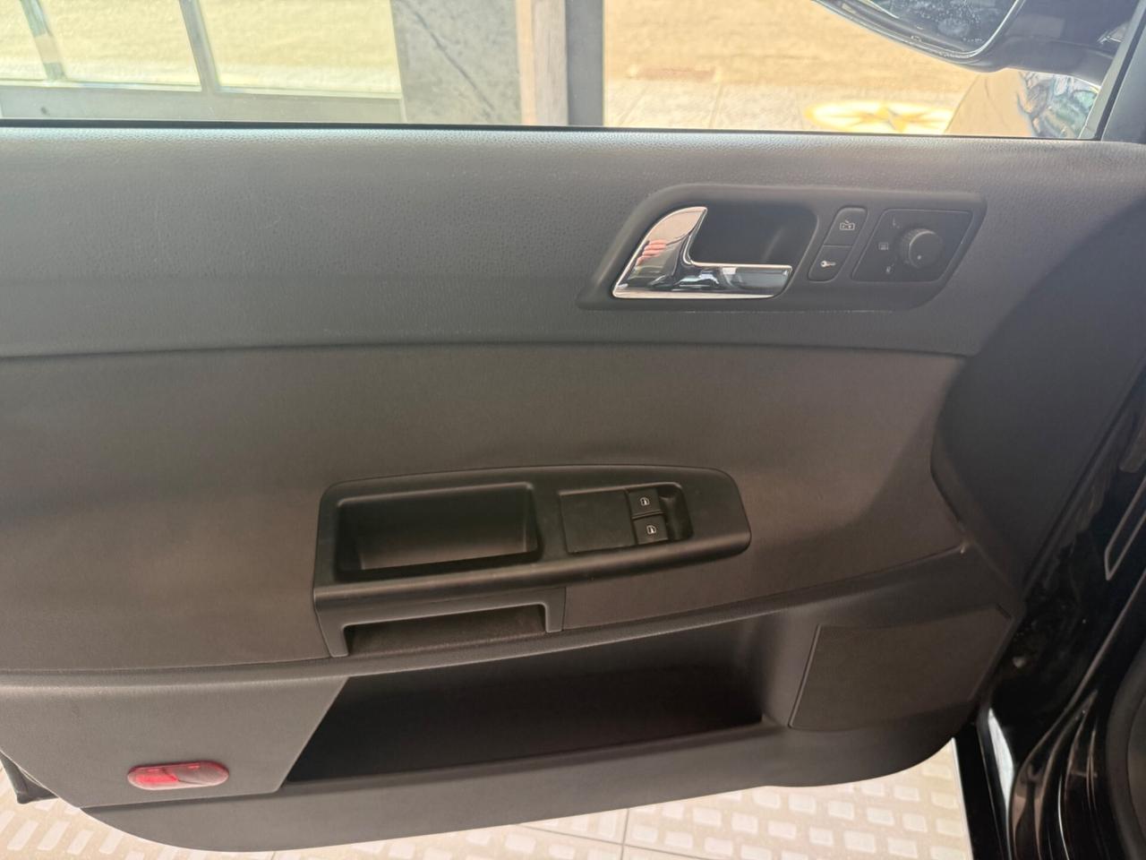 Volkswagen Polo 1.4/80CV 16V 5p. Comfort. BiFuel G