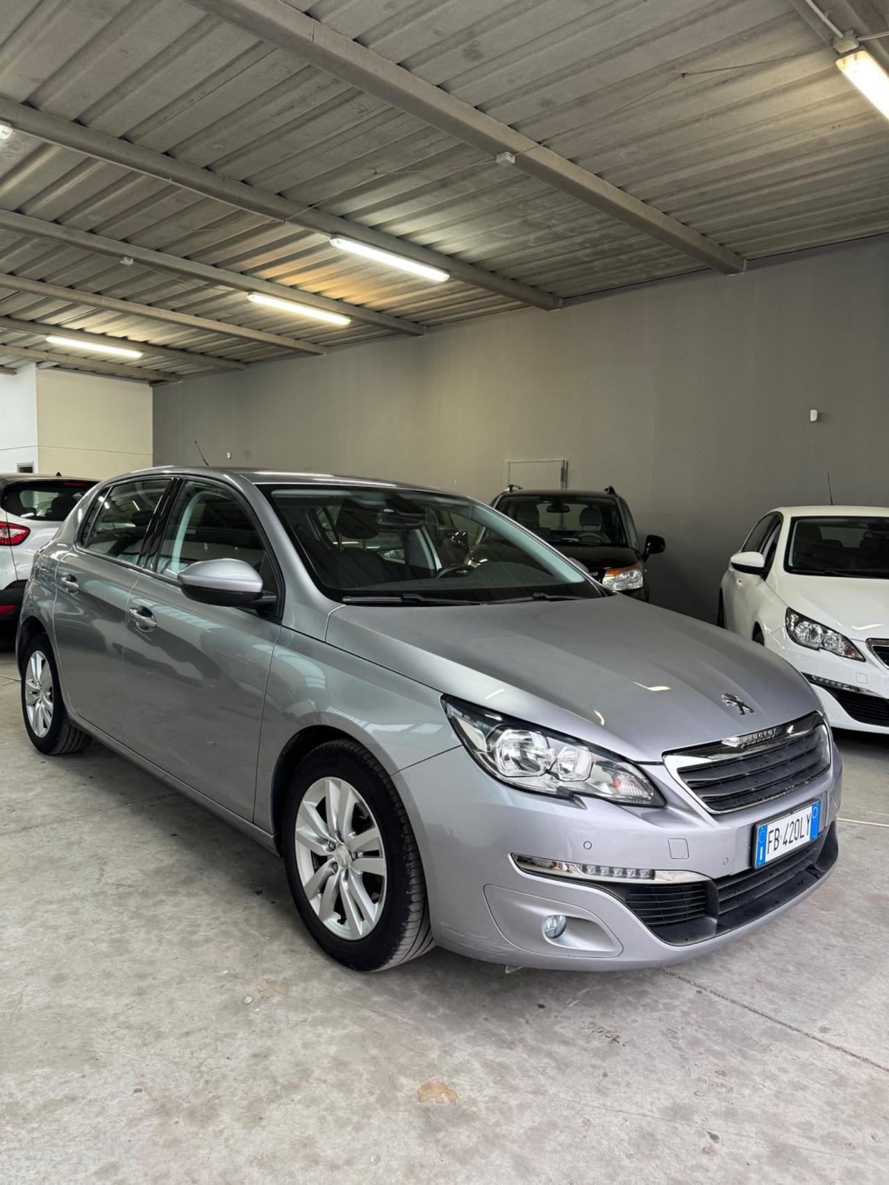 Peugeot 308 BlueHDi 150 S&S EAT6 Business