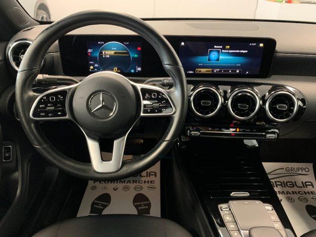 MERCEDES-BENZ CLA 180 d Automatico Sport