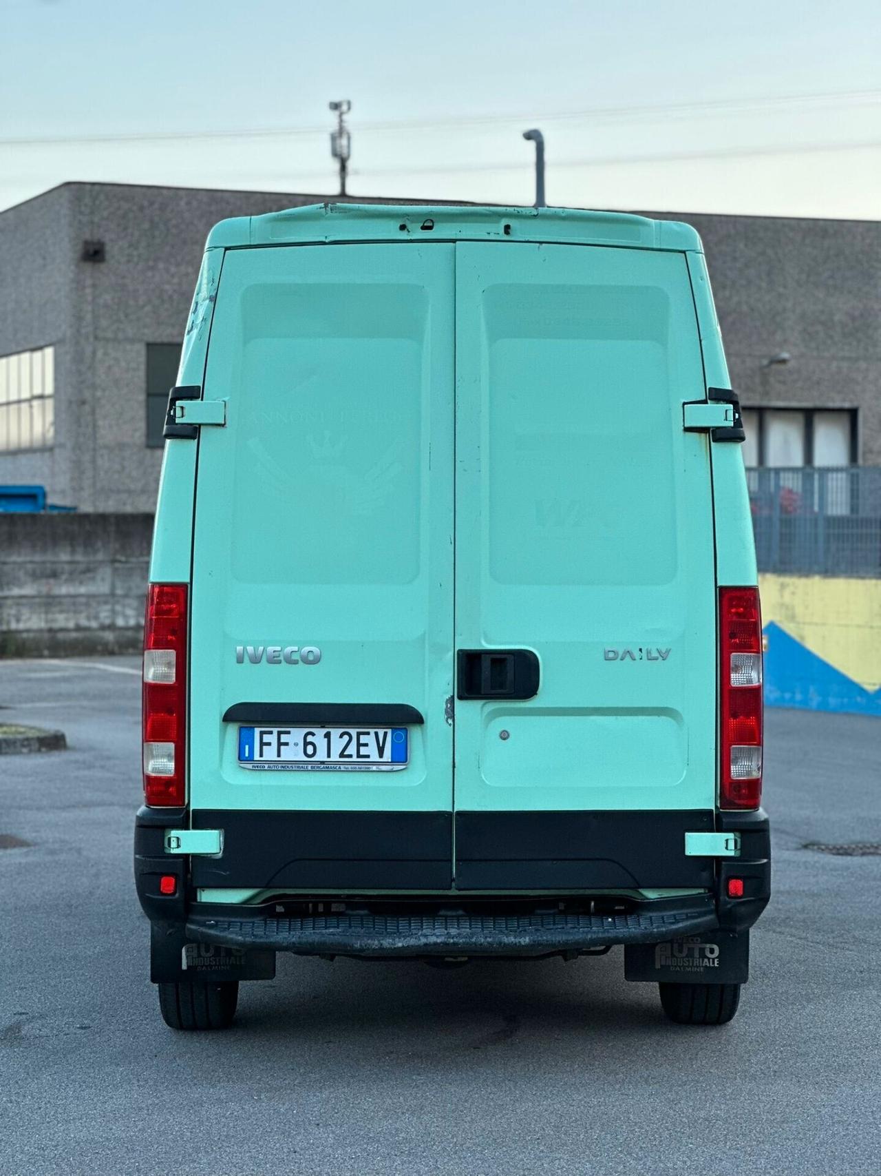 IVECO DAILY PRONTO ALL'USO! SUPER PREZZO!