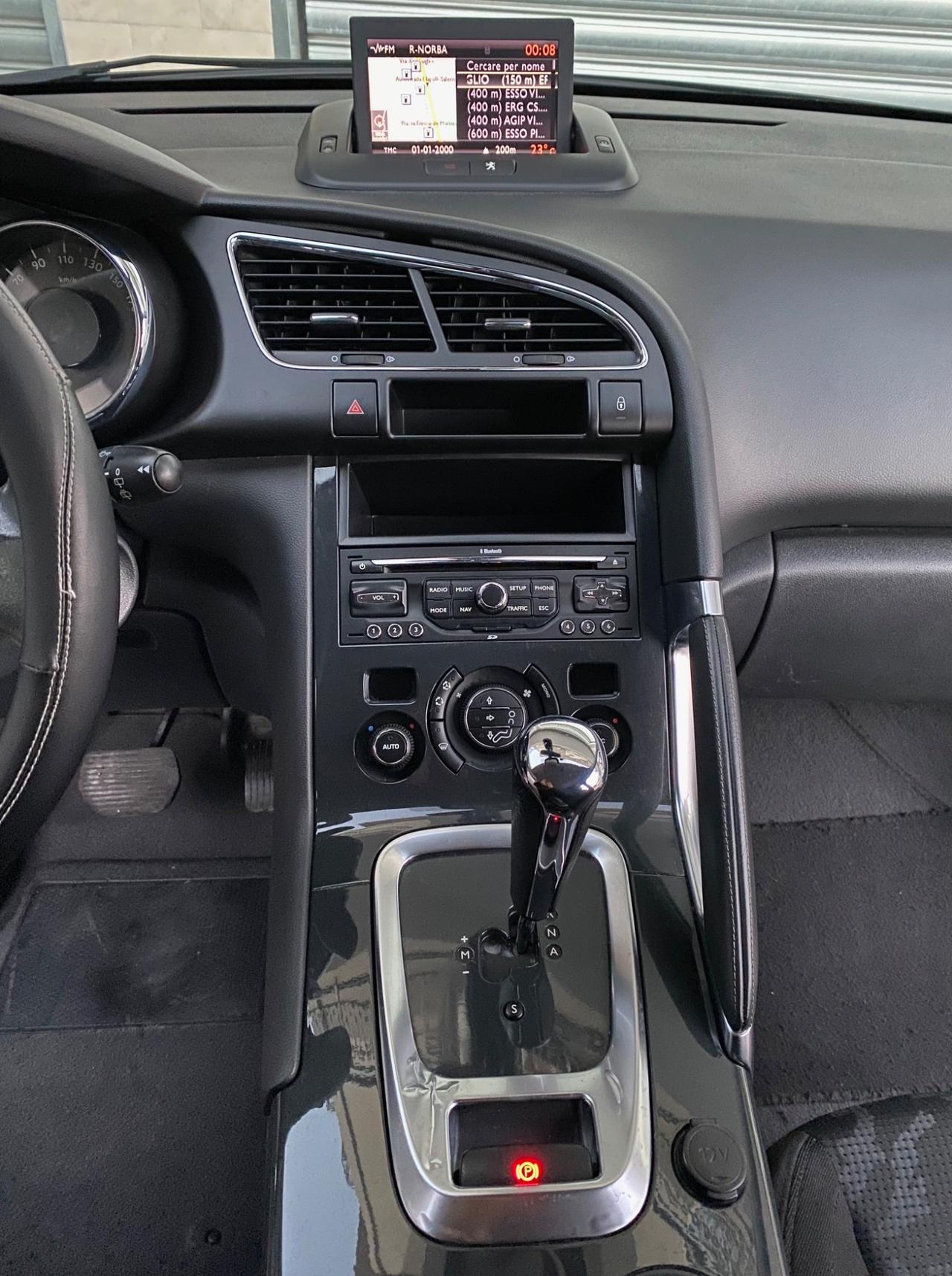 Peugeot 3008 1.6 e-HDi 112cv AUTOMATICA “Allure”