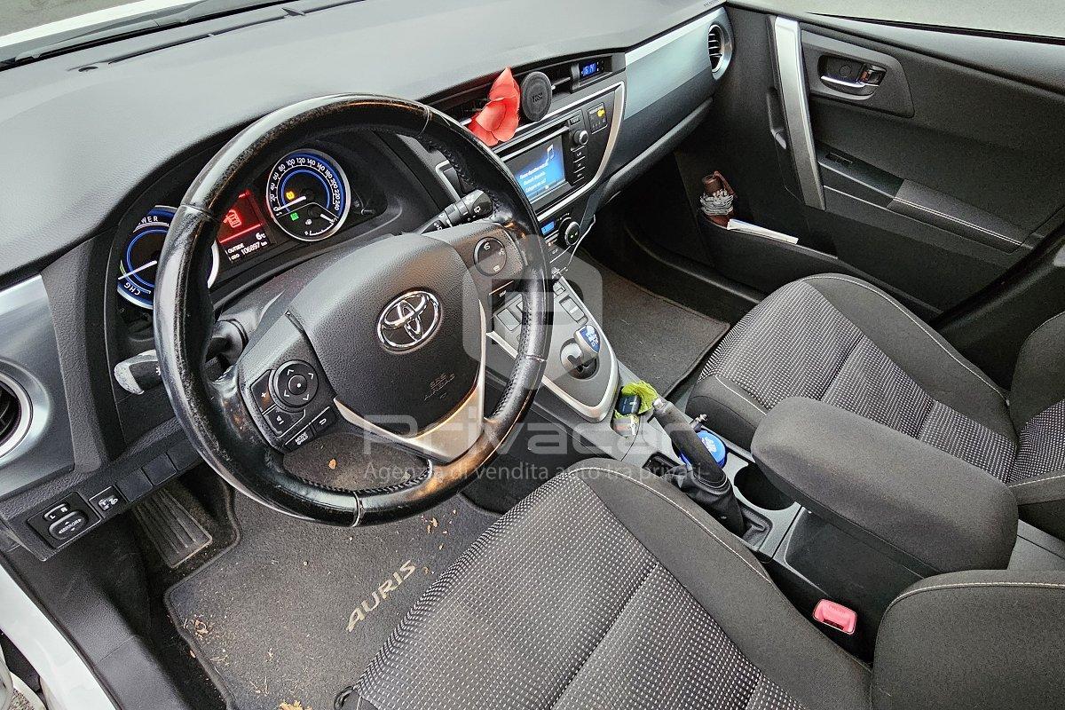 TOYOTA Auris 1.8 Hybrid Active