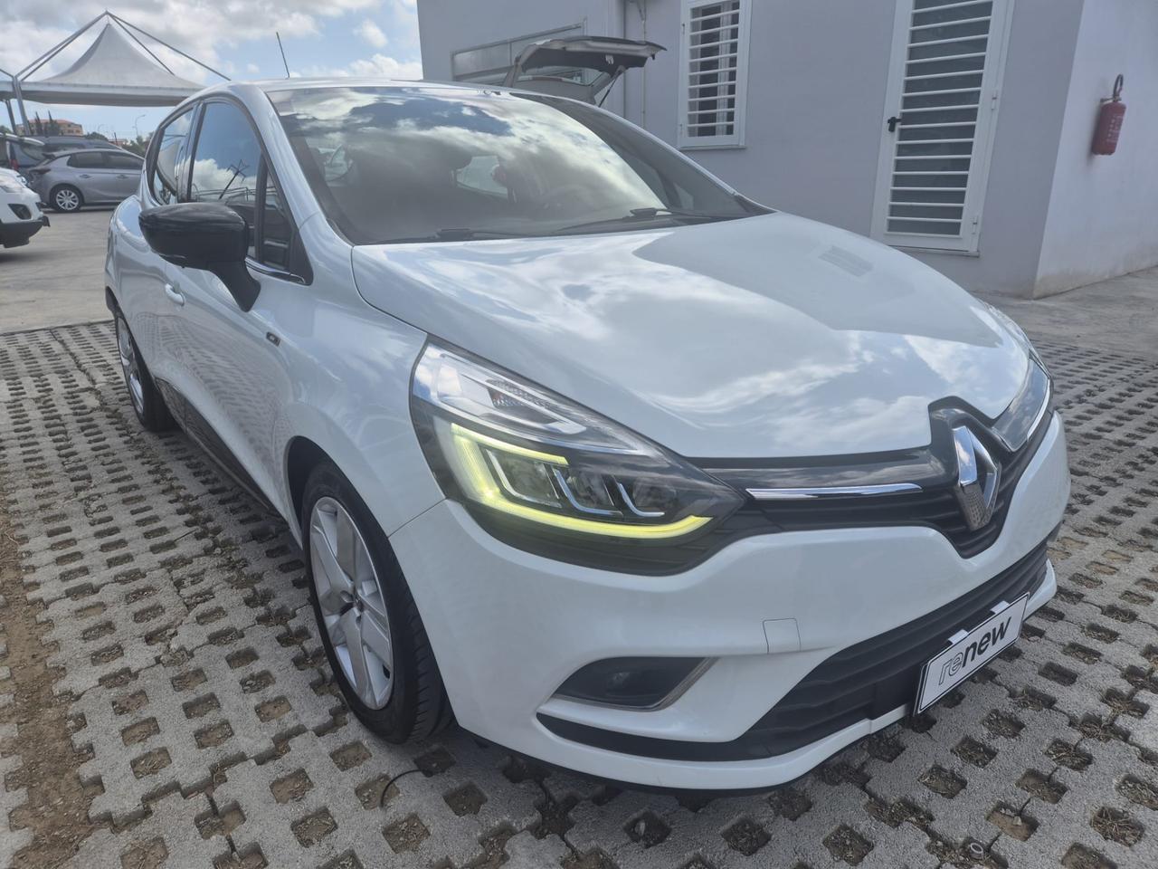 Renault Clio dCi 8V 90 CV 5 porte Moschino Zen