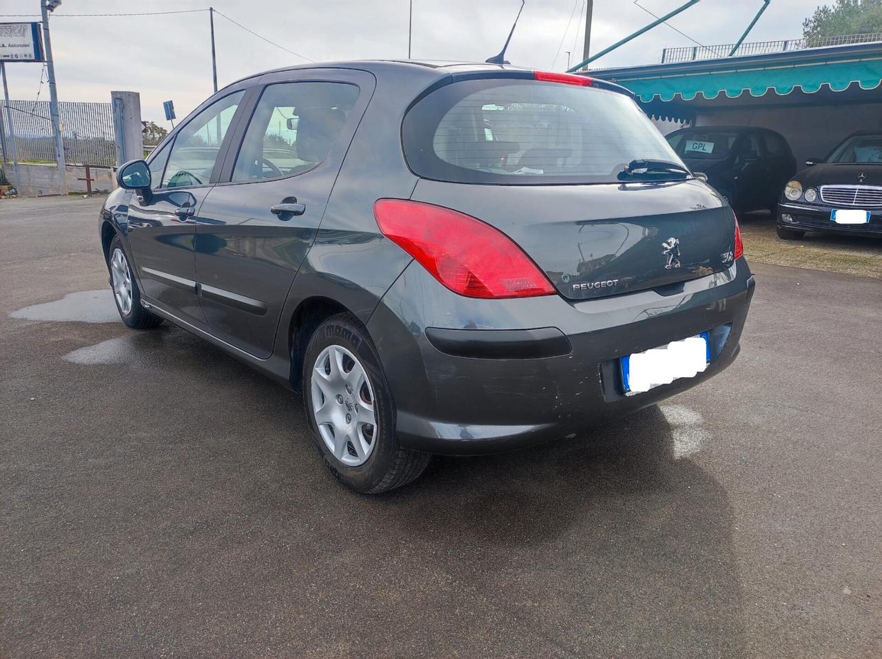 Peugeot 308 1.6 HDi 90CV 5p. Tecno