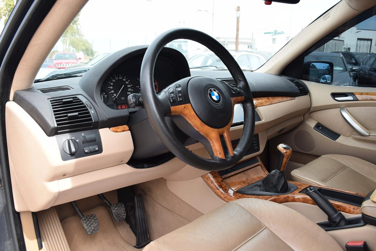 Bmw X5 3.0d 5m GANCIO TRAINO-NAVI-SENSORI-PELLE FULL