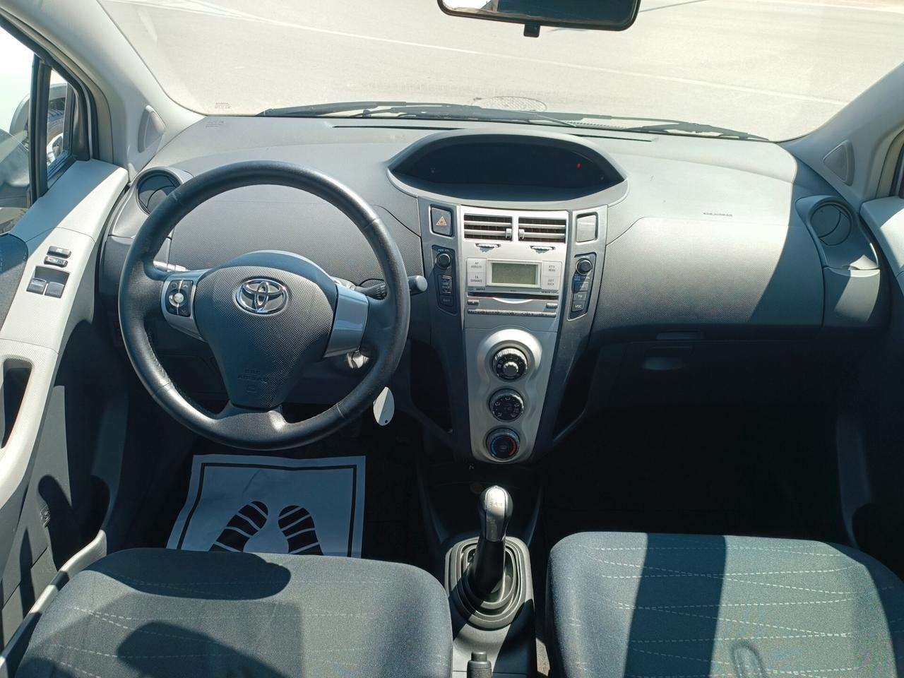 Toyota Yaris 1.4 D-4D 5 porte Sol