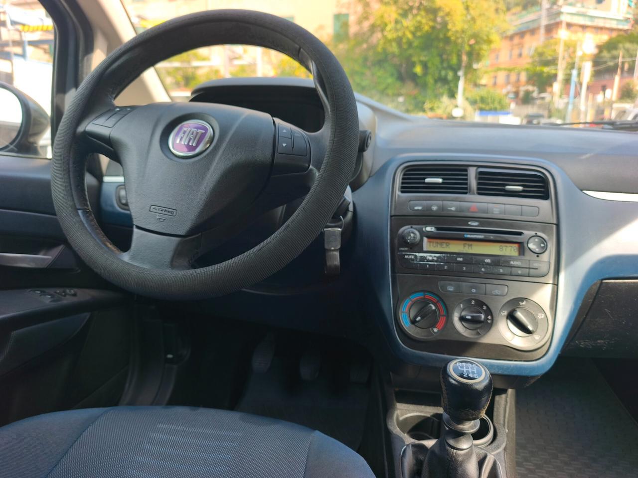 Fiat Grande Punto 1.3 ok neopatentati l'unico proprietario