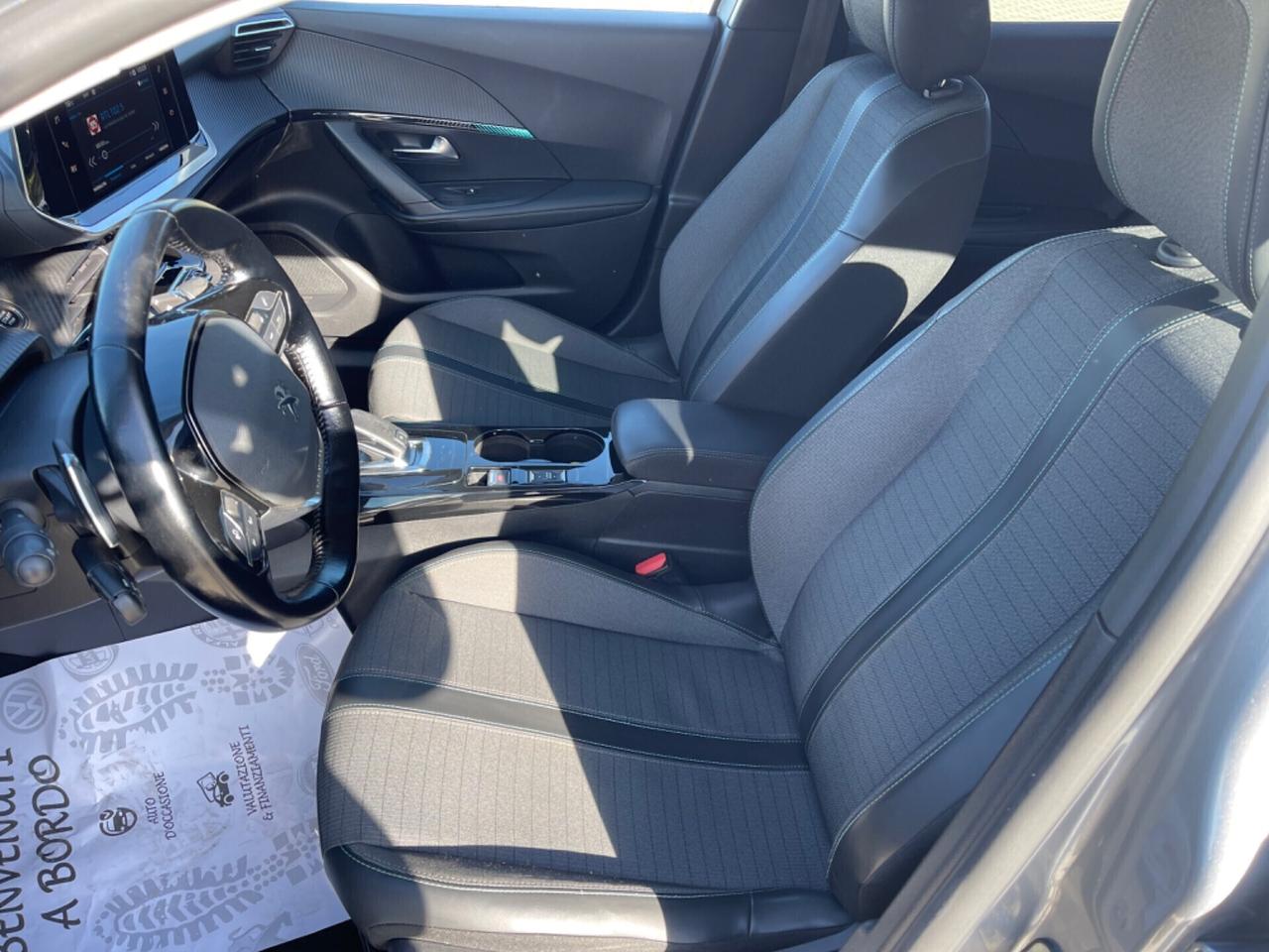 Peugeot 2008 BlueHDi 130 S&S EAT8 Allure