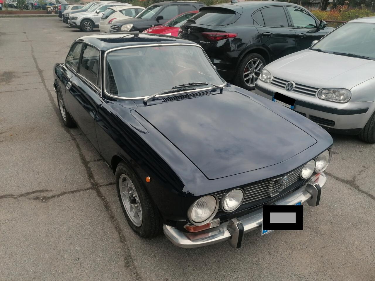 Alfa Romeo GT 2000