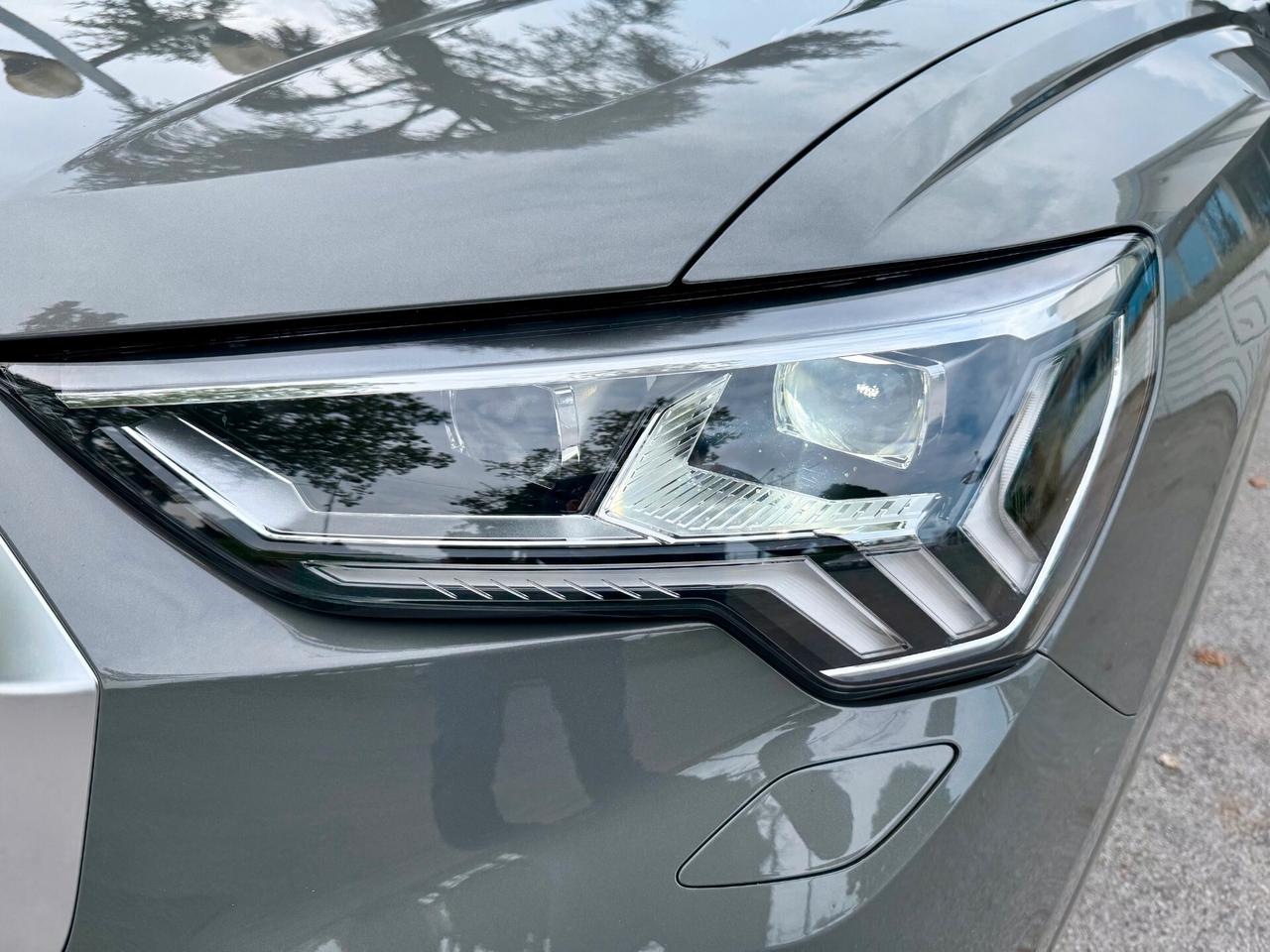 Audi Q3 45 2.0 tfsi S line edition quattro 245cv s-tronic FARI MATRIX