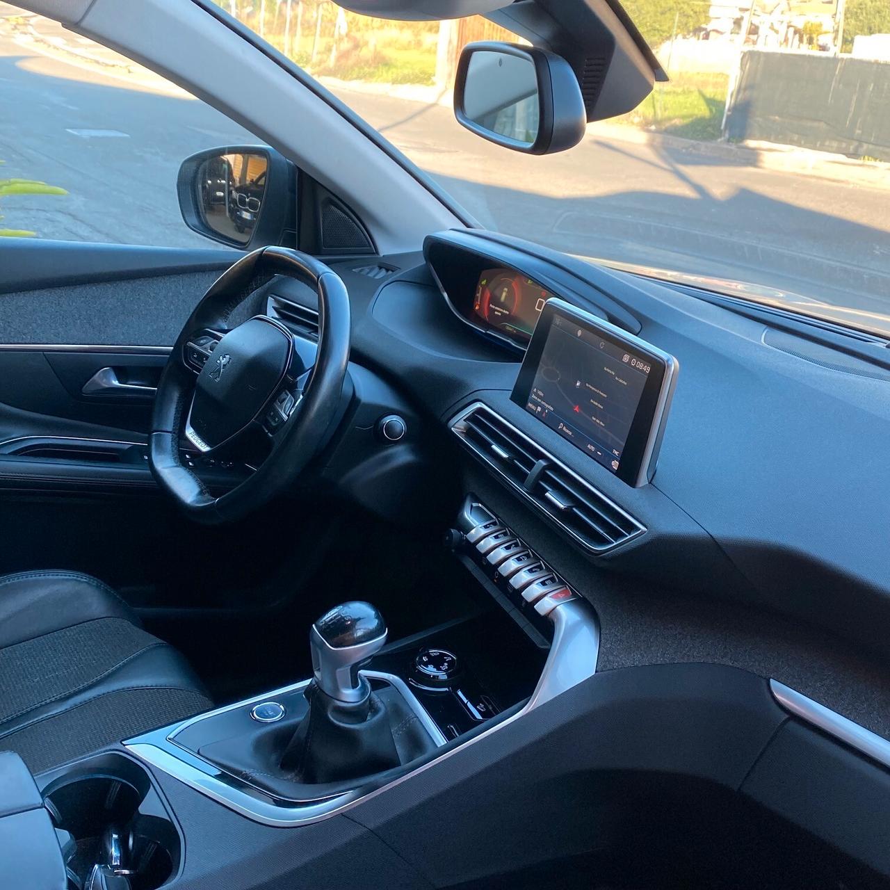 Peugeot 3008 BlueHDi 120 S&S Allure