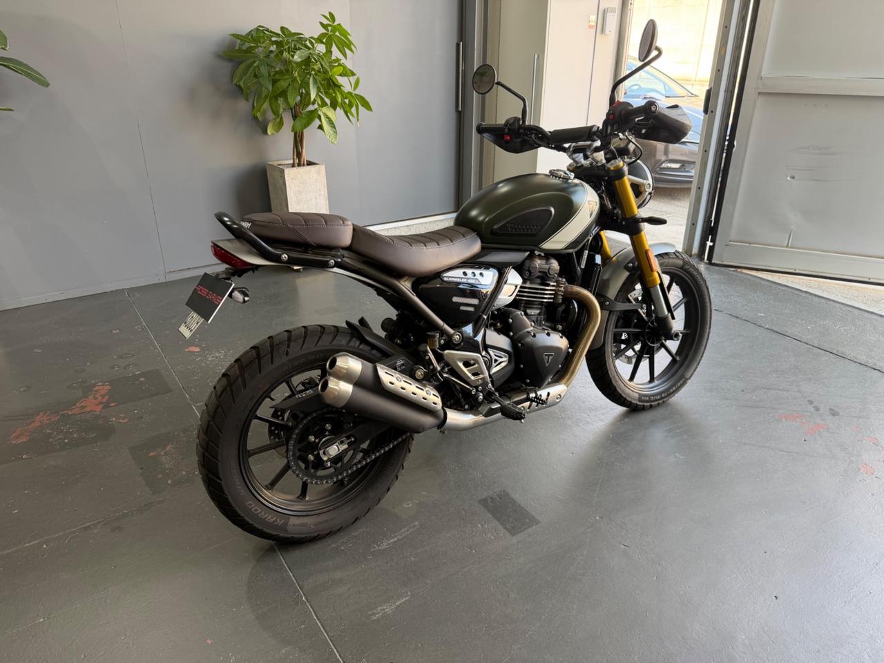 Triumph Scrambler 400 X400 MATT KHAKI GREEN