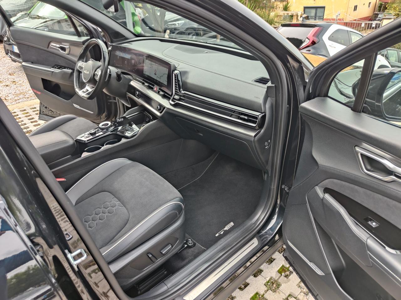 Kia Sportage 1.6 TGDi HEV AT GT-line Plus