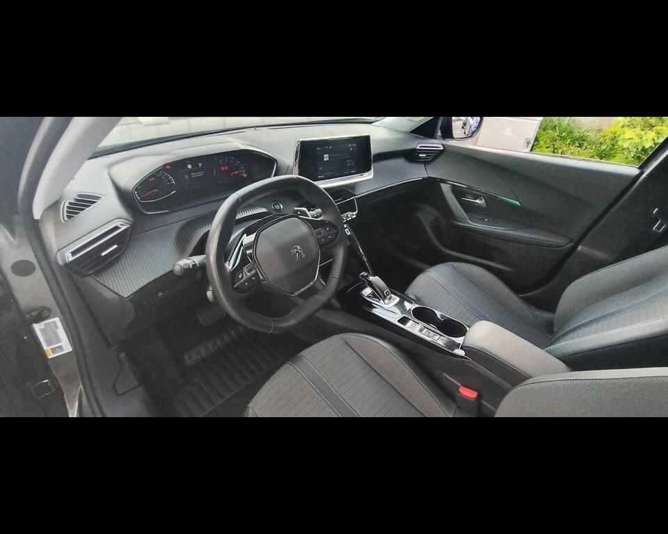 Peugeot 2008 1.2 PureTech Allure Pack EAT