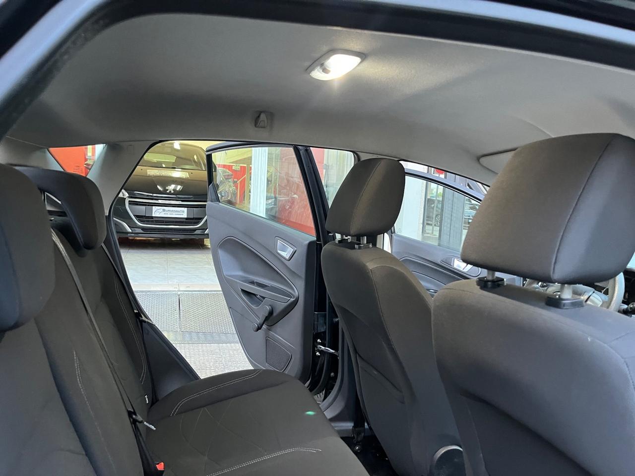 Ford Fiesta 1.5 TDCi 75CV 5 porte Business