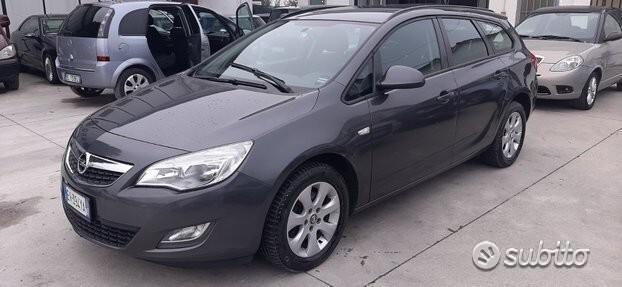 Opel Astra 2.0 CDTI 160 CV Station Wagon sport turer