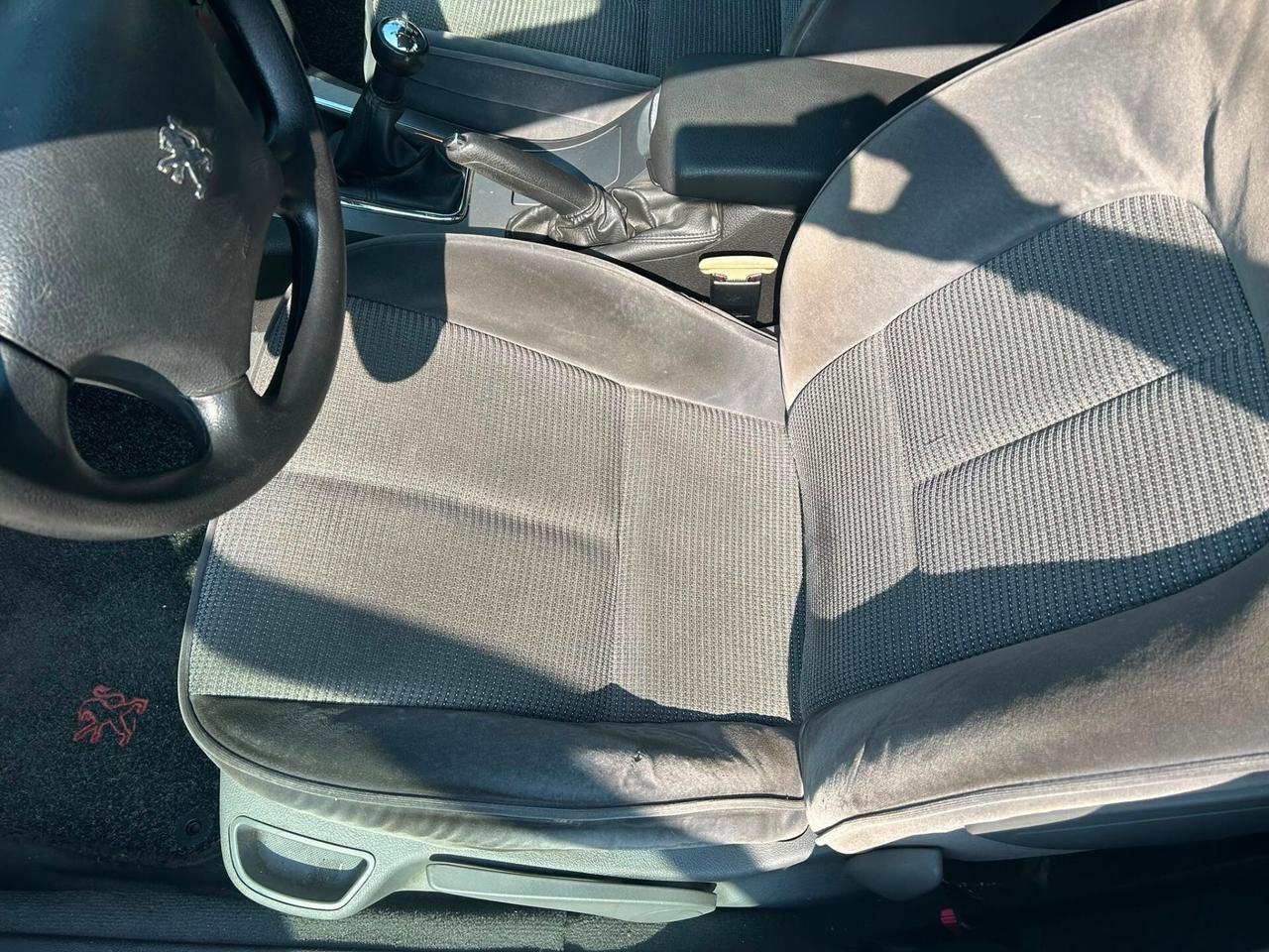 Peugeot 407 1.6 HDi