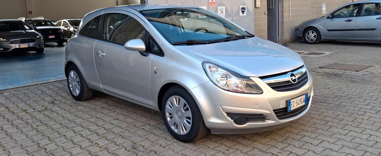 Opel Corsa 1.2 Sport 85cv NeopatentatiOK