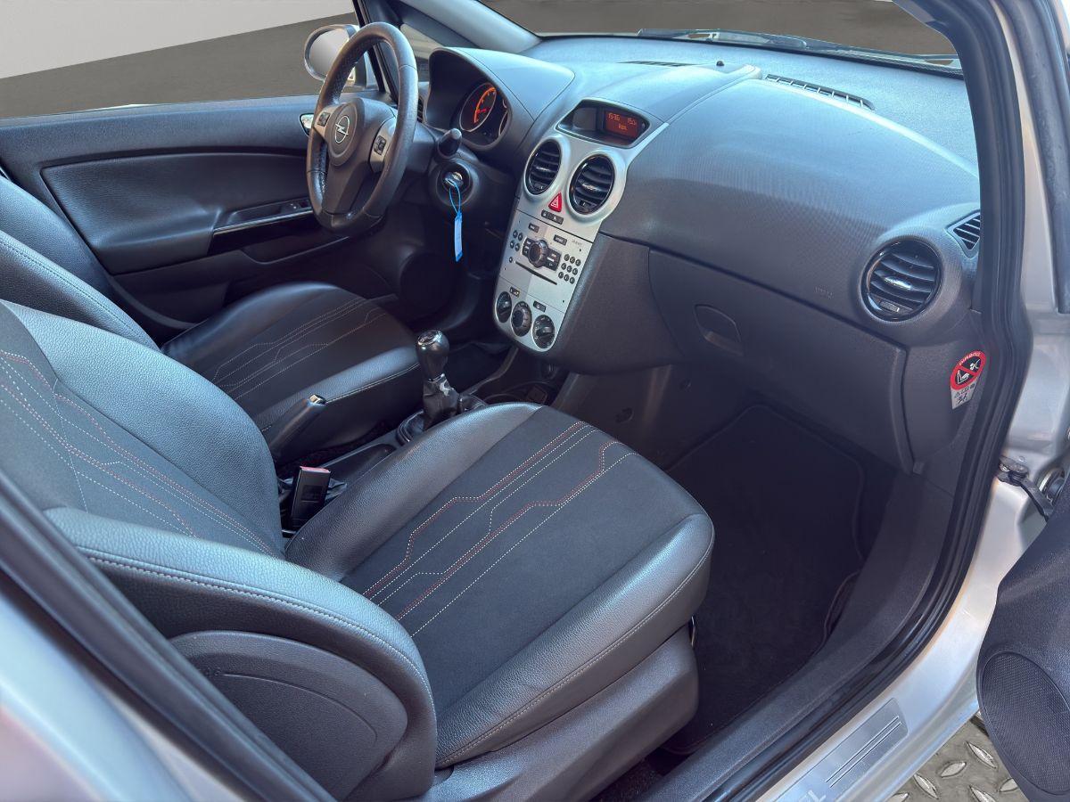 OPEL - Corsa - 1.2 16V 85CV 5 porte Club