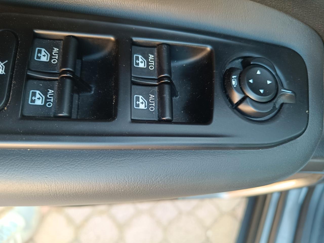 Jeep Renegade 2.0 Mjt 140CV 4WD Active Drive Low Limited FULL LED