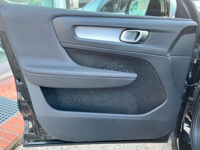 VOLVO XC40 T5 Recharge Plug-in Hybrid Inscription Expression