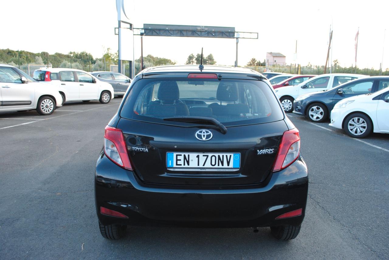 TOYOTA YARIS 1.0 69 CV OK NEOPATENTATI