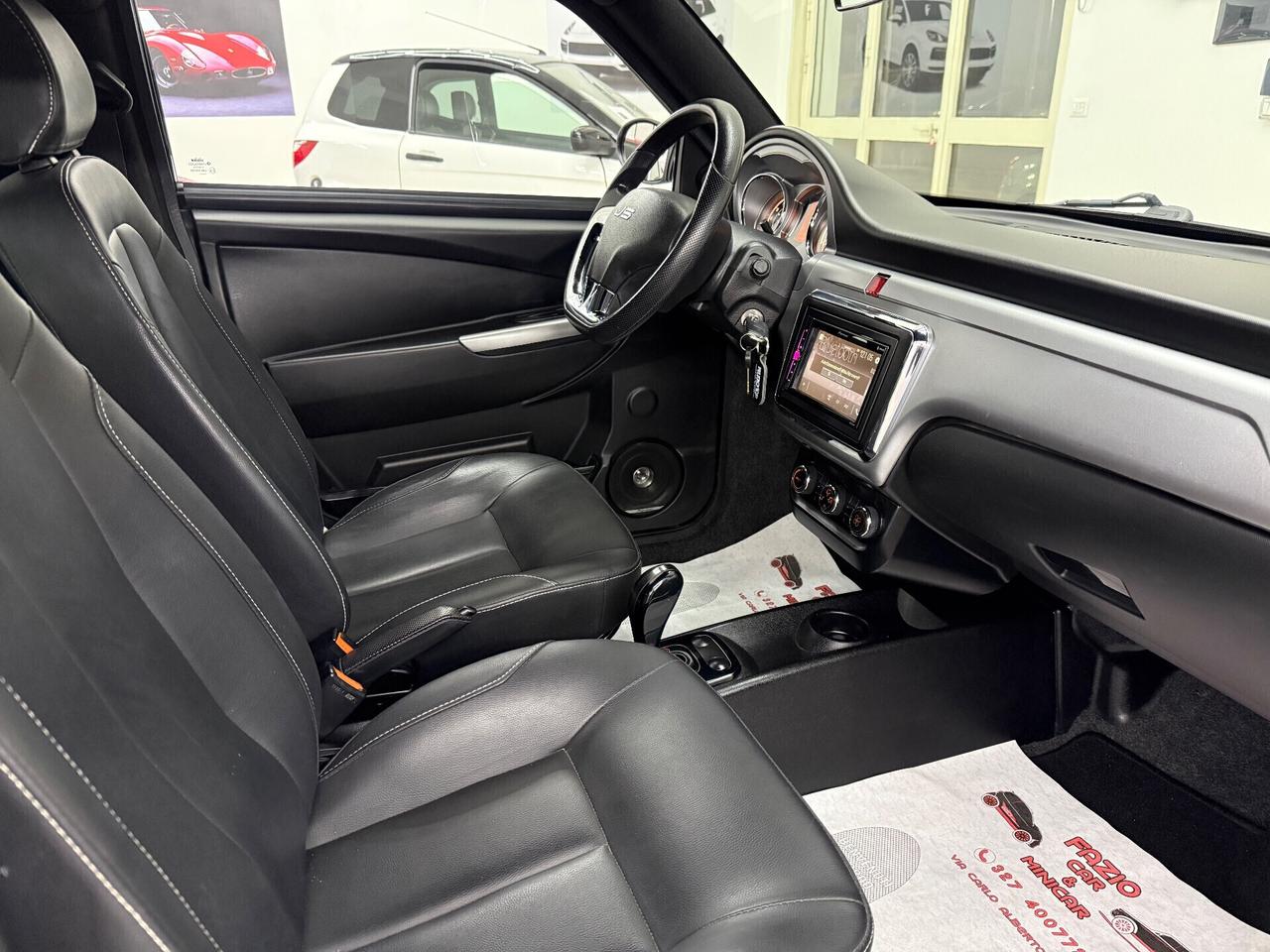 Ligier JS 50 Black & White