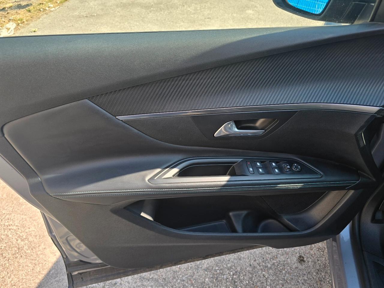 Peugeot 5008 BlueHDi 130 S&S EAT8 Allure