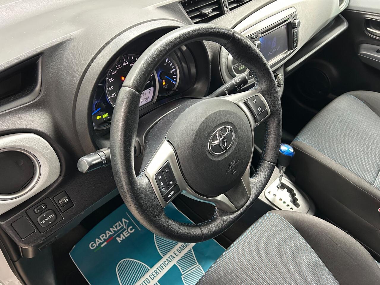 Toyota Yaris 1.5 Hybrid 5 porte Lounge