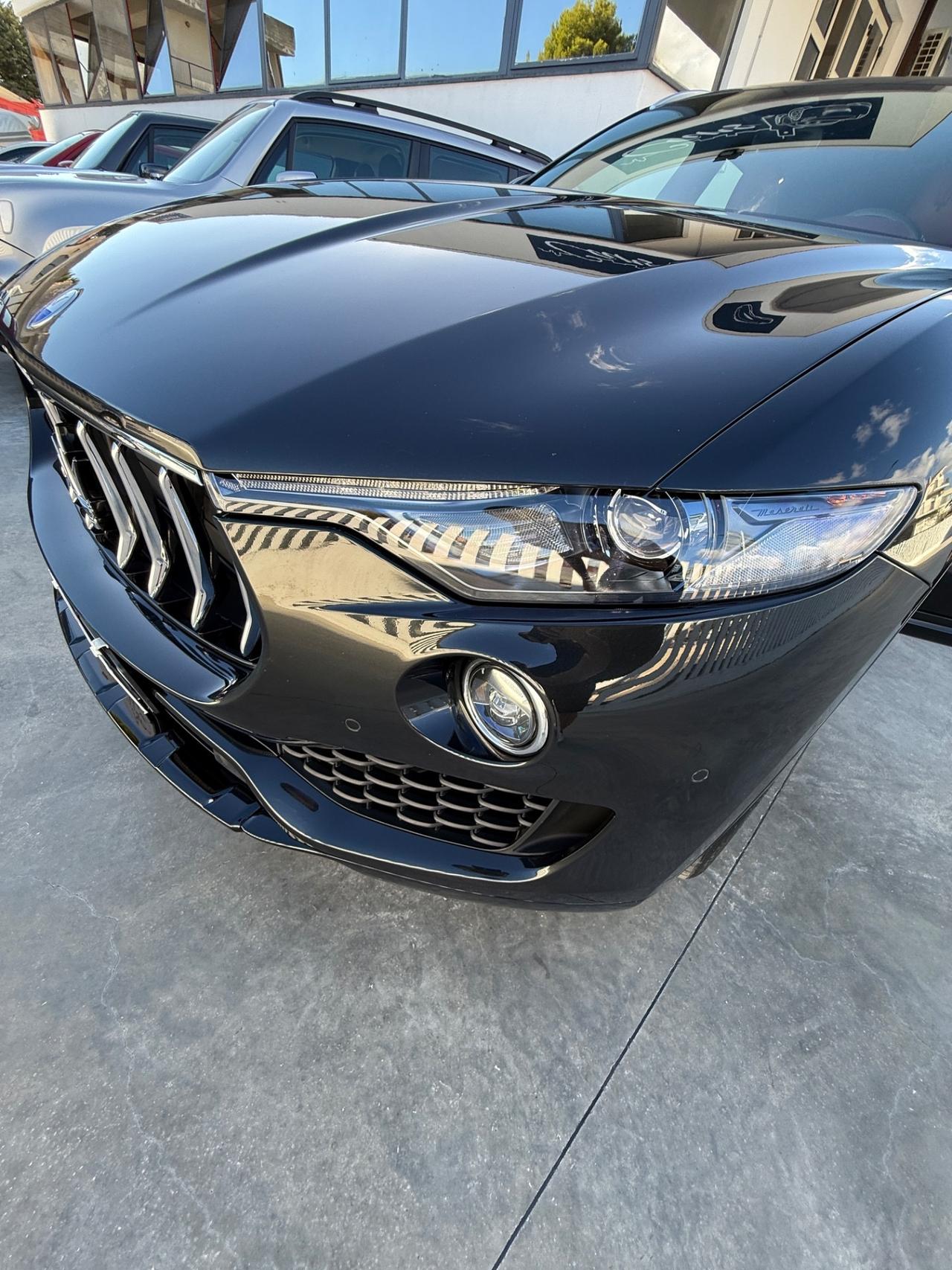 Maserati Levante V6 Diesel 275 CV AWD Gransport