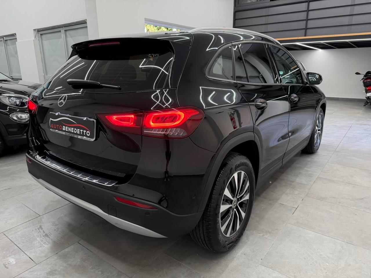Mercedes-benz GLA 180 d Automatic Business Extra 2022