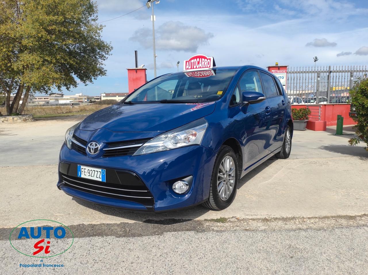 Toyota Verso 1.6 D-4D - 110cv 5 POSTI AUTOCARRO