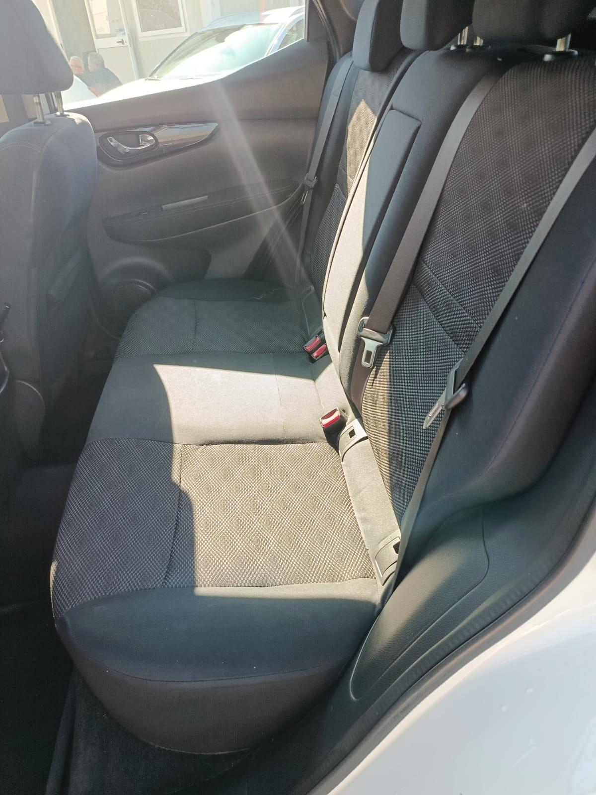 Nissan Qashqai 1.5 dCi Visia