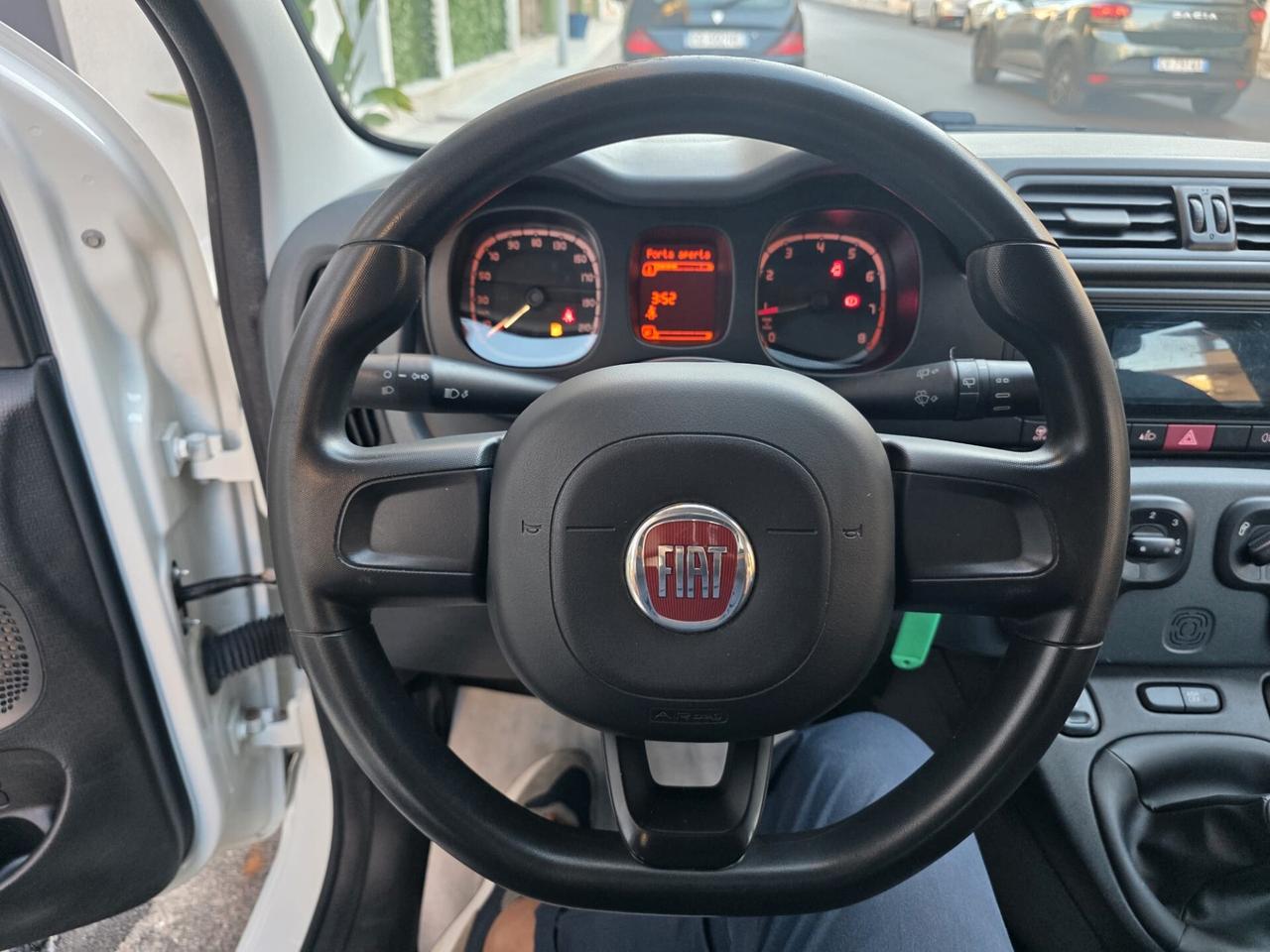 Fiat Panda 1.2 Easy+Bluetooth+Km 20.000