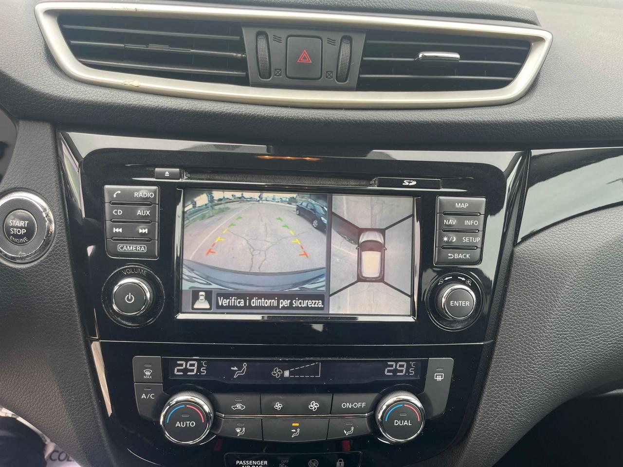 Nissan Qashqai 1.5 dCi 360 Tekna Unipro 2015