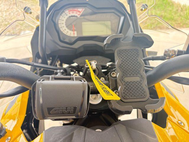 BENELLI TRK 502 X SET VALIGE LATERALI E BAULETTO GIVI TREKKING 52L