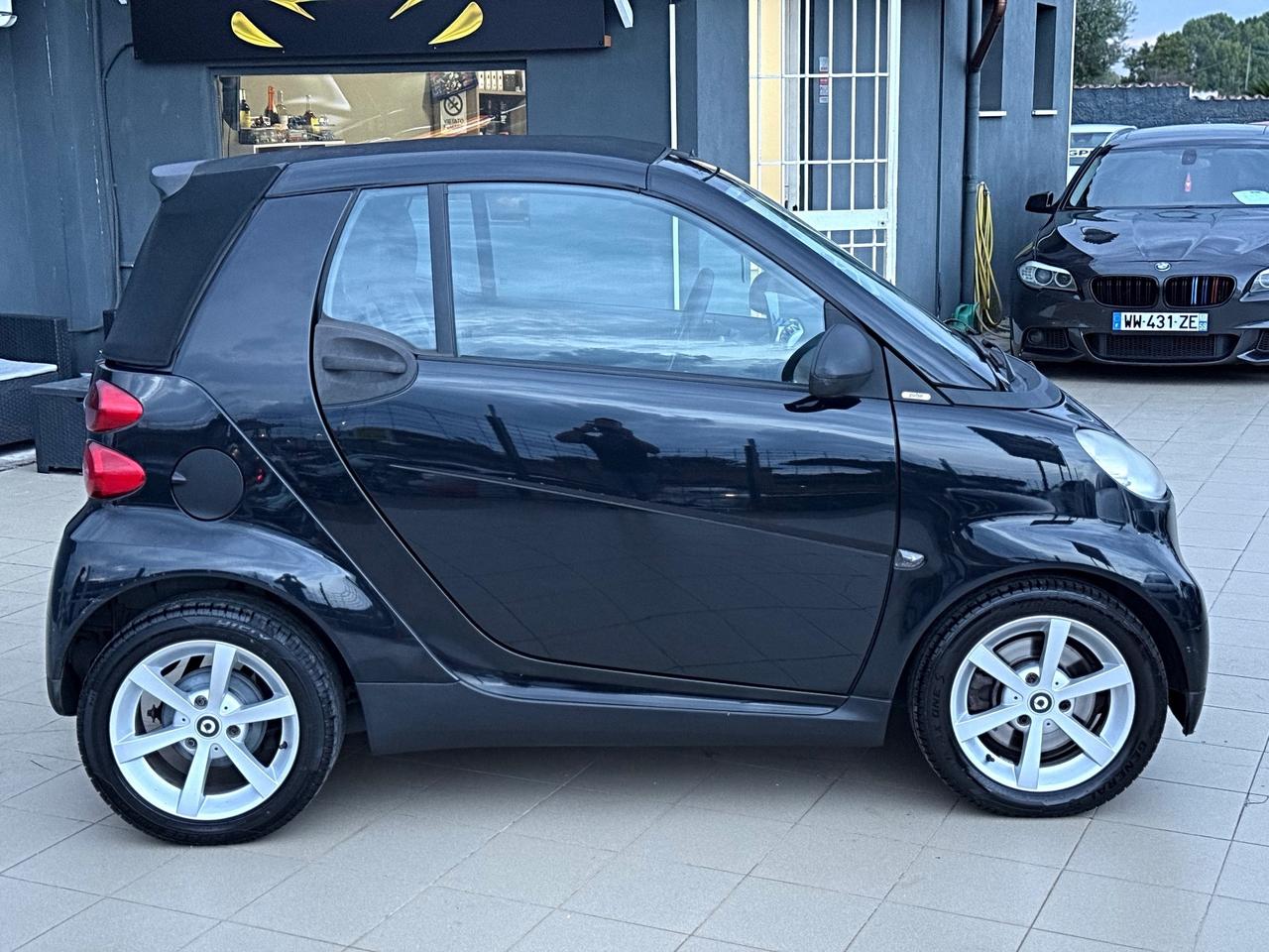 Smart ForTwo 1000 62 kW cabrio pulse