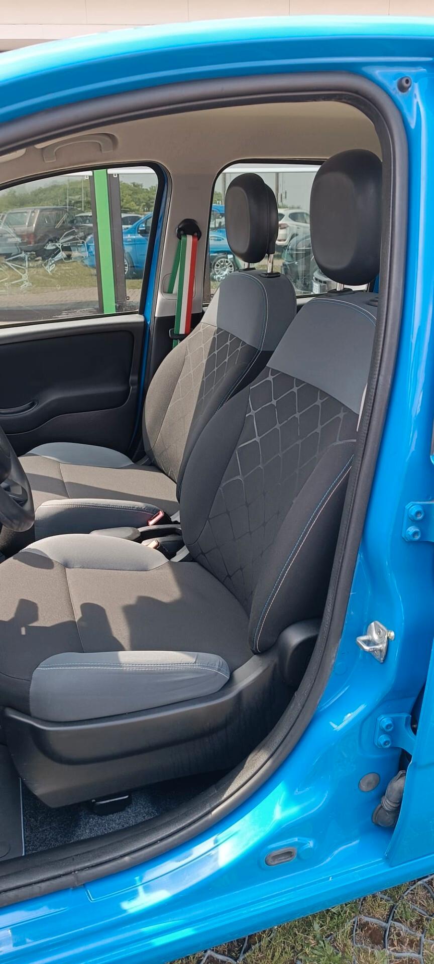 Fiat Panda 1.2 EasyPower Pandazzurri B/GPL