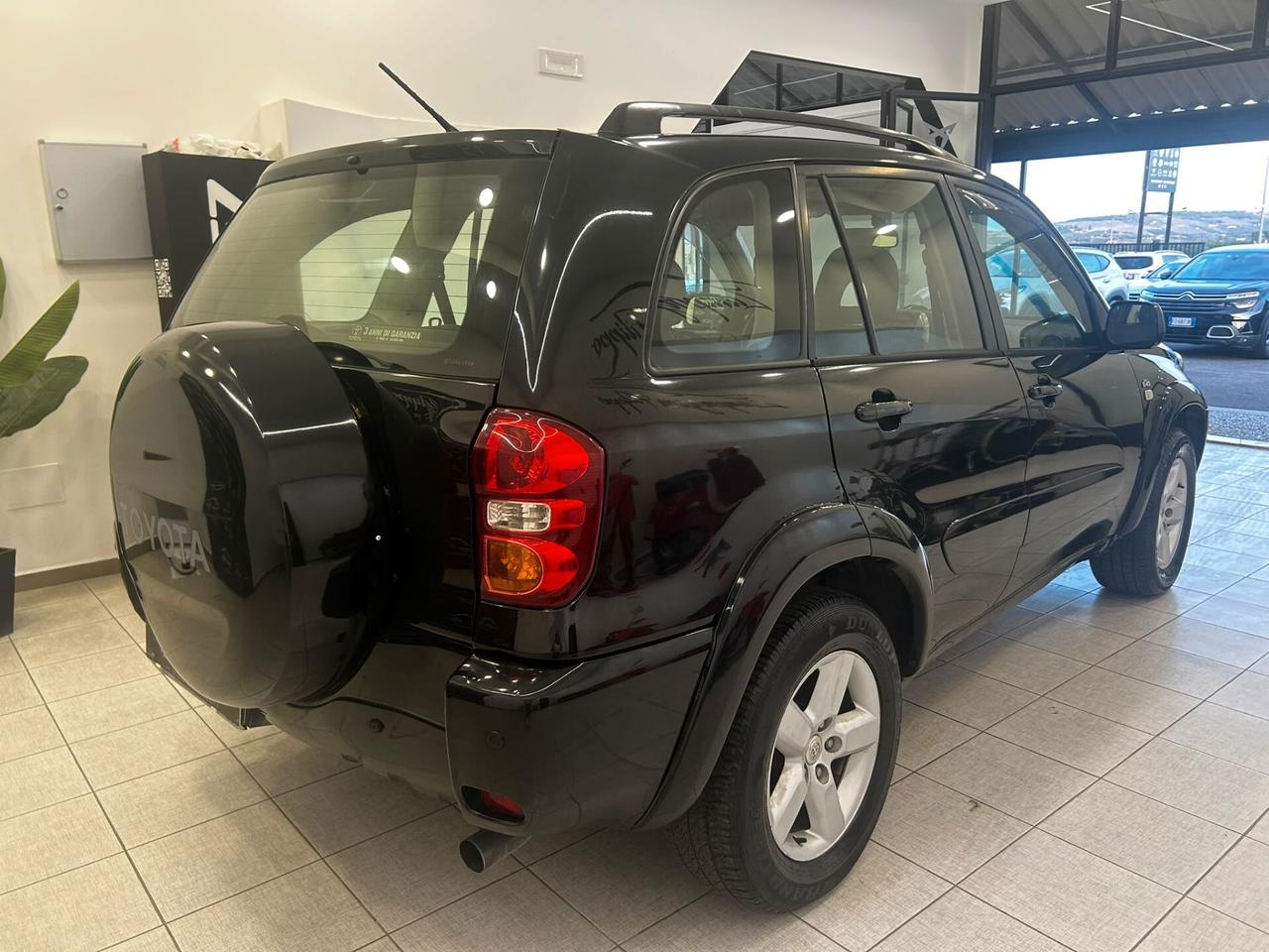 Toyota RAV 4 RAV4 2.0 Tdi D-4D cat 5 porte Sol