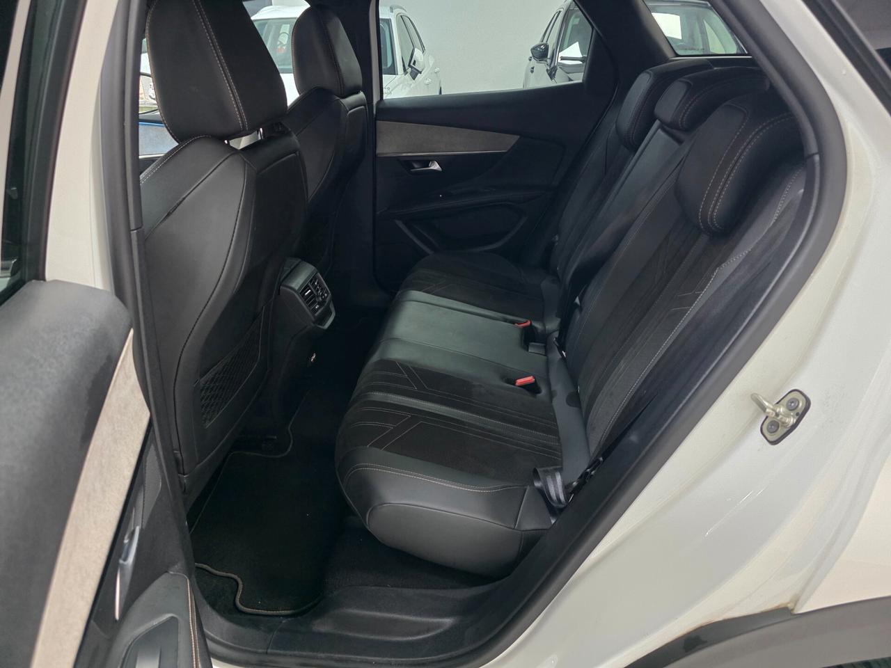 Peugeot 3008 BlueHDi 130 S&S EAT8 GT