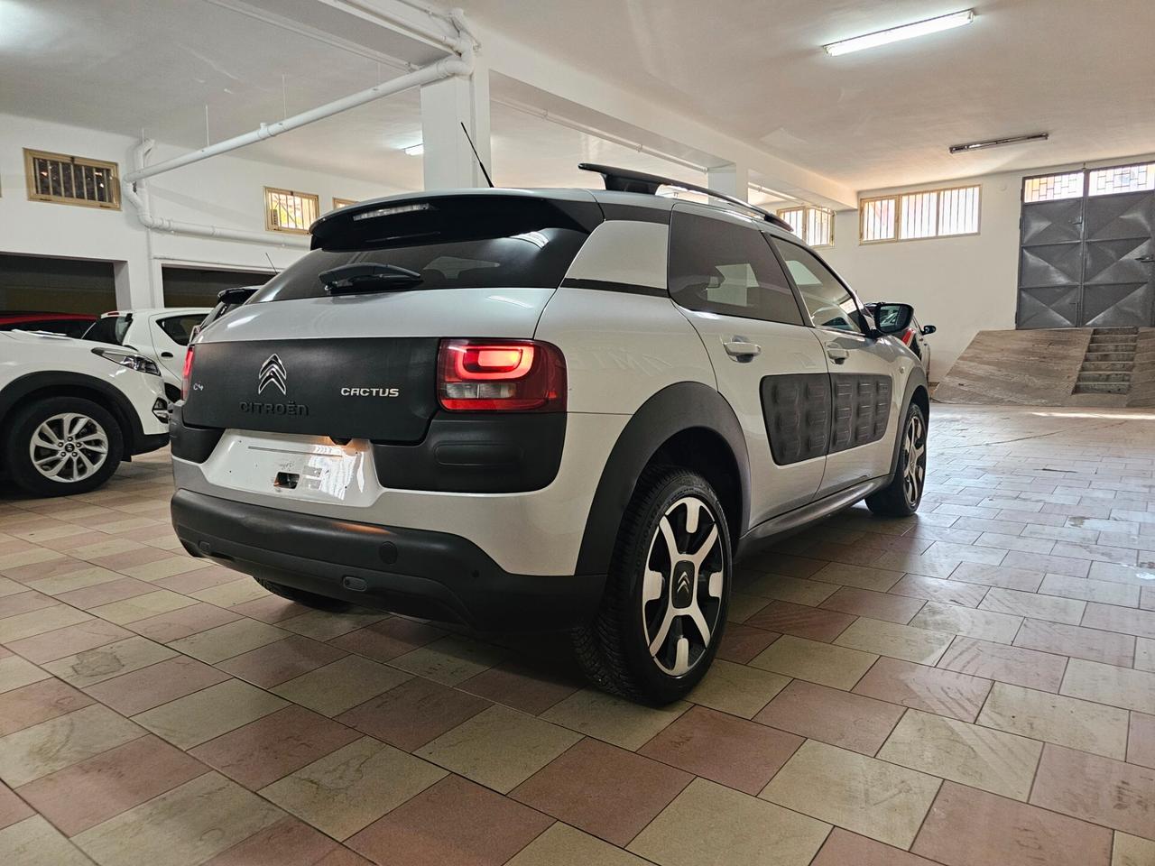 Citroen C4 Cactus BlueHDi 100 S&S ETG6 Shine