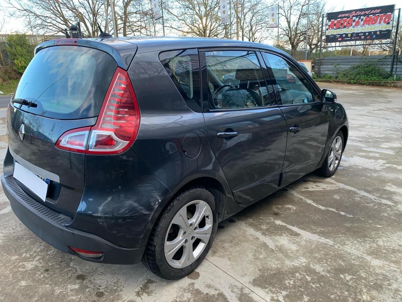 Renault Scenic Scénic X-Mod 1.5 dCi 110CV Luxe