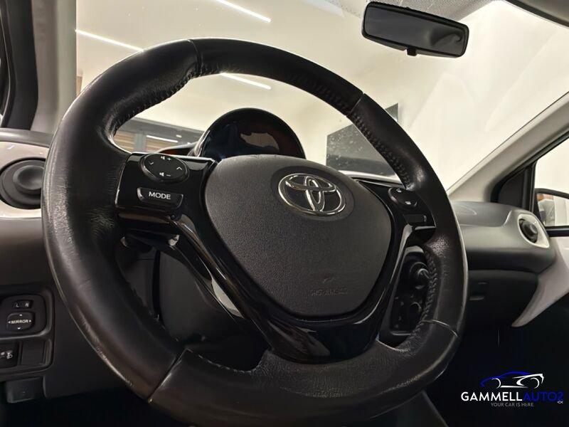 Toyota Aygo 1.0 VVT-i x-cite MMT