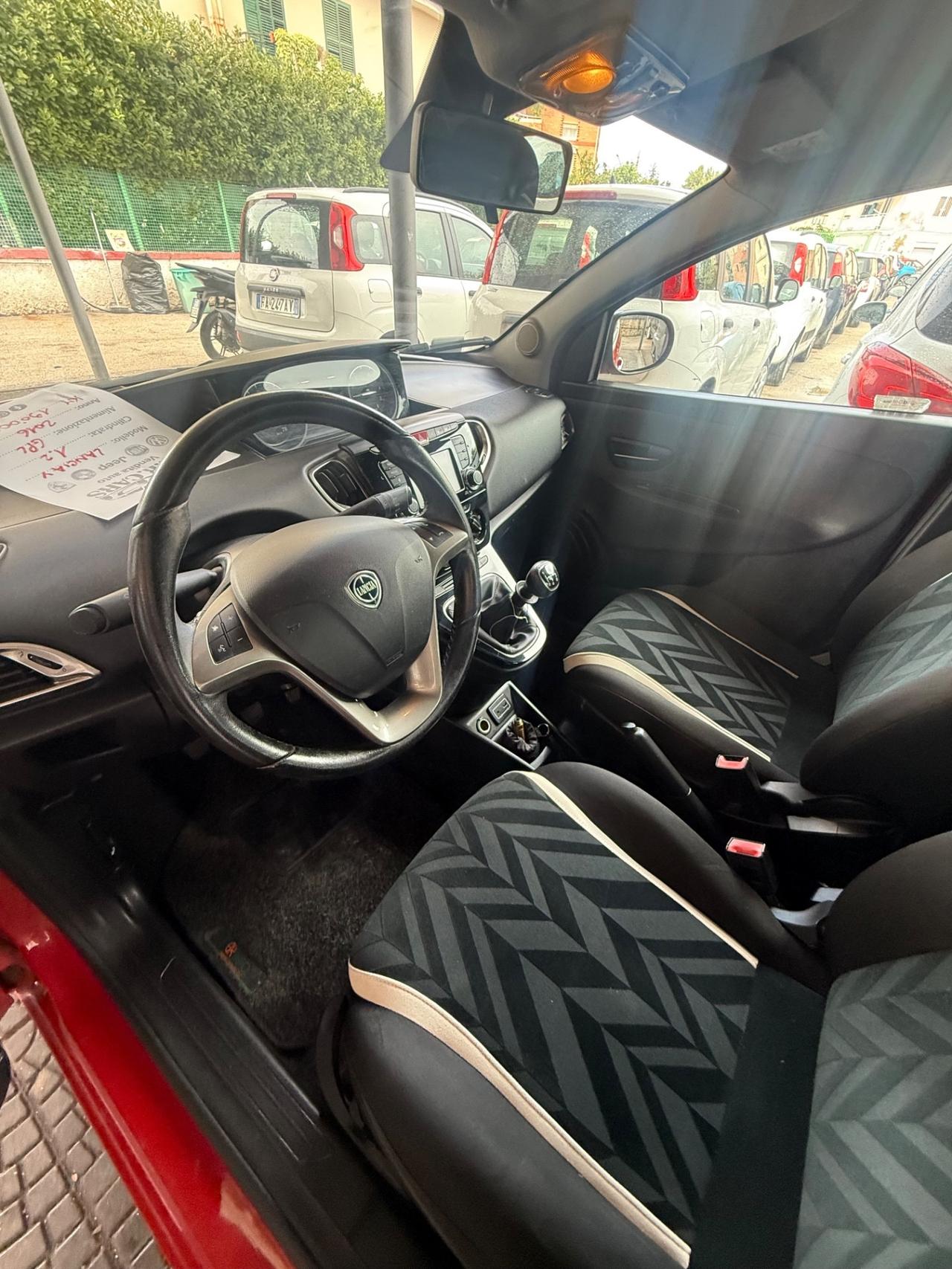 Lancia Ypsilon 1.2 69 CV 5 porte GPL Ecochic Mya