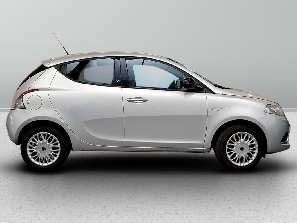 Lancia Ypsilon 1.2 Gold 69cv