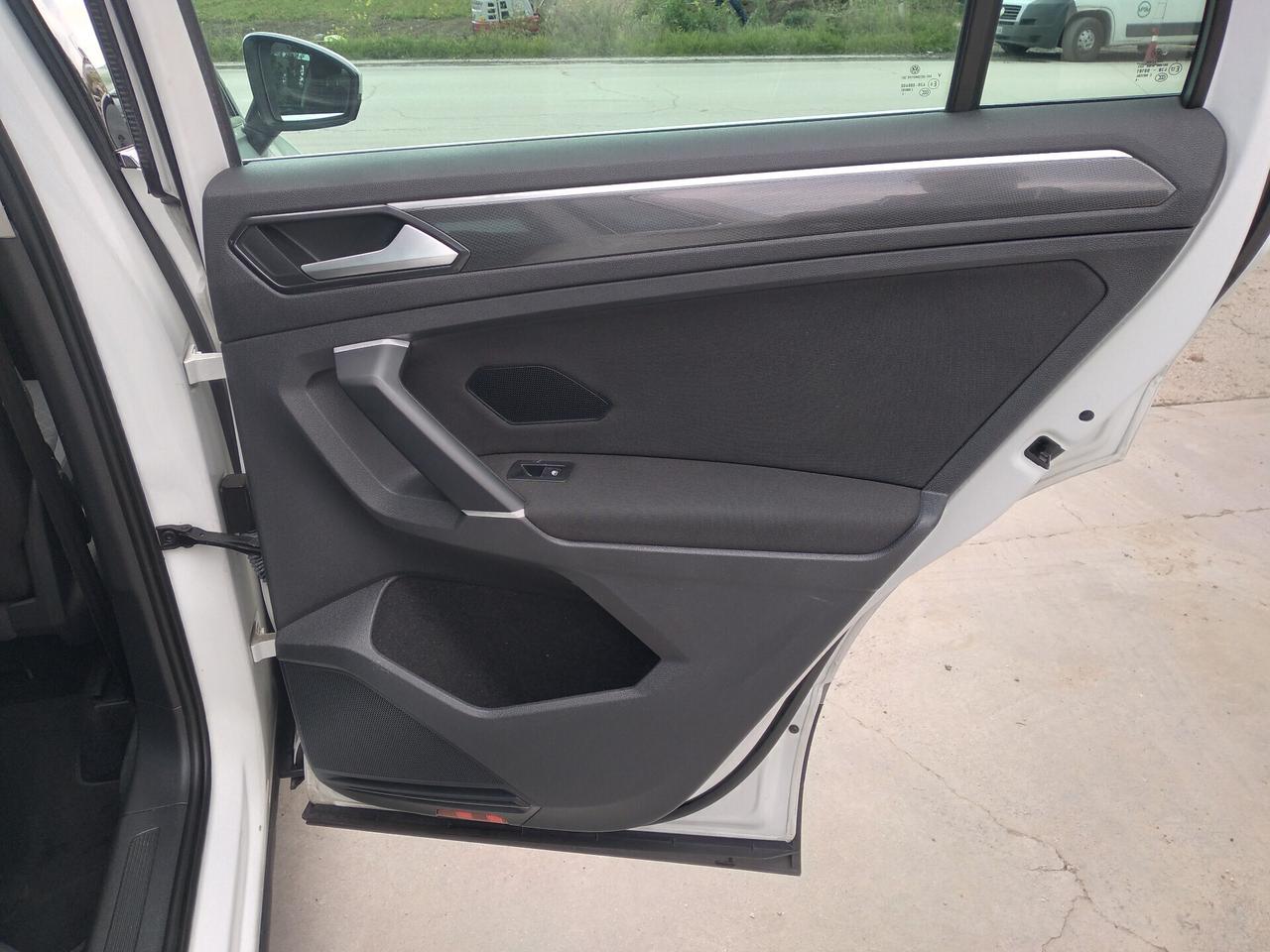 Volkswagen Tiguan 2.0 TDI SCR Business BlueMotion Technology