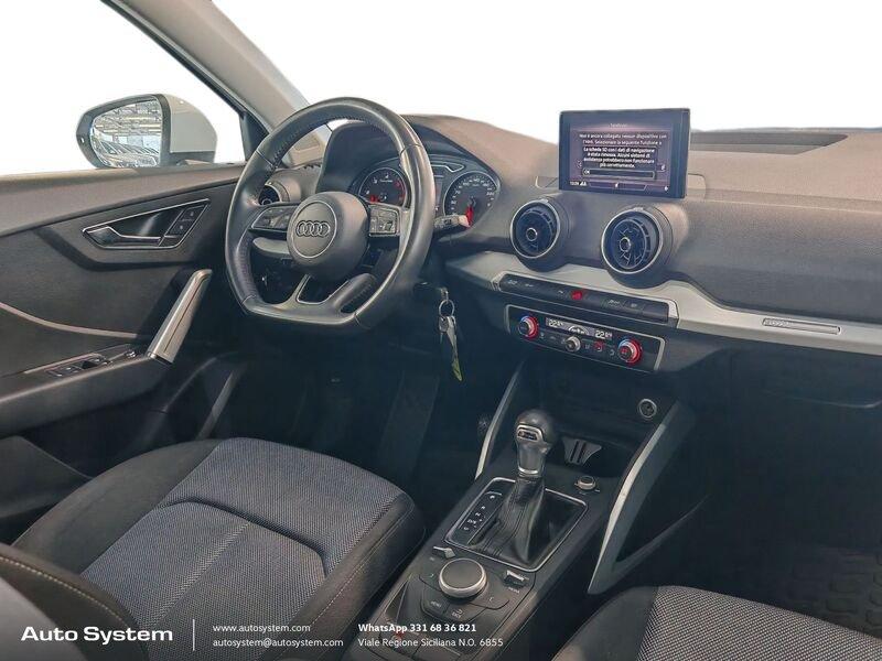 Audi Q2 Q2 30 1.6 tdi Identity Black s-tronic my20
