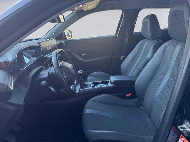 Peugeot 2008 1.2 PureTech 130 CV ALLURE